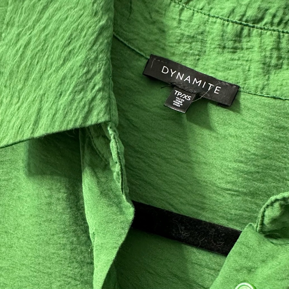 Green Dynamite Button-Up Blouse - Picture 3 of 3